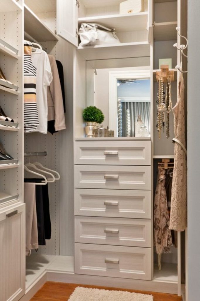 ideias para closet pequeno 6 Ideias de Closet Pequeno: Dicas para Montar e Organizar o Seu